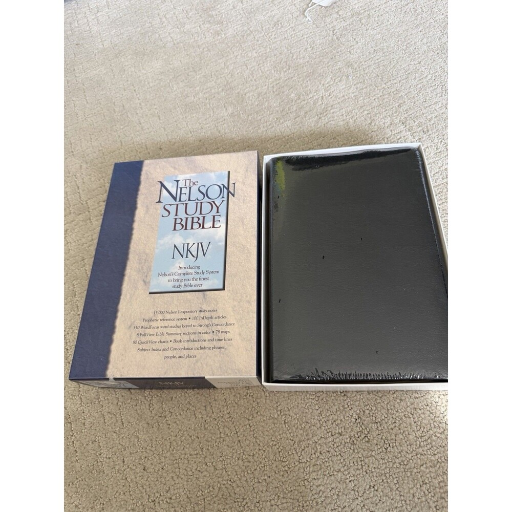 The Nelson Complete Study Bible 2885 NKJV Black Bonded Leather NEW with Box
